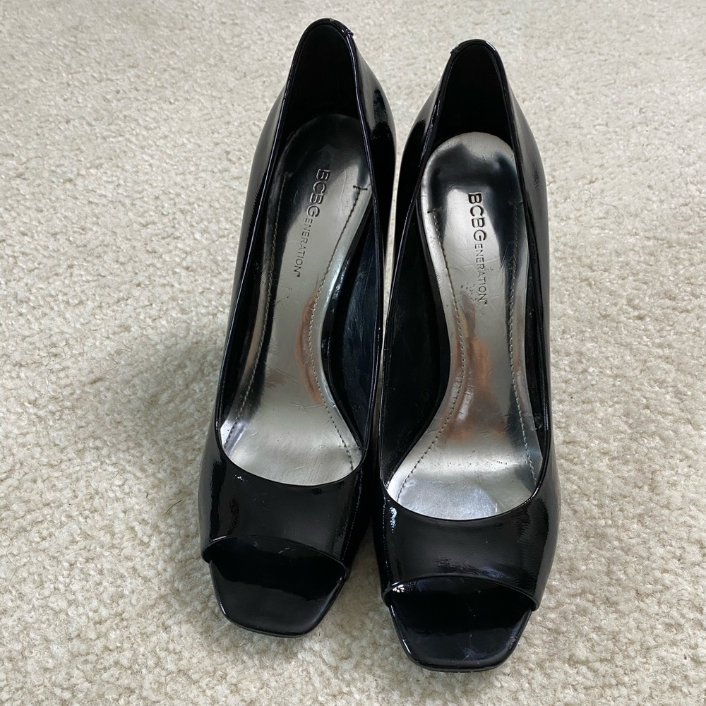 Black open toe pumps